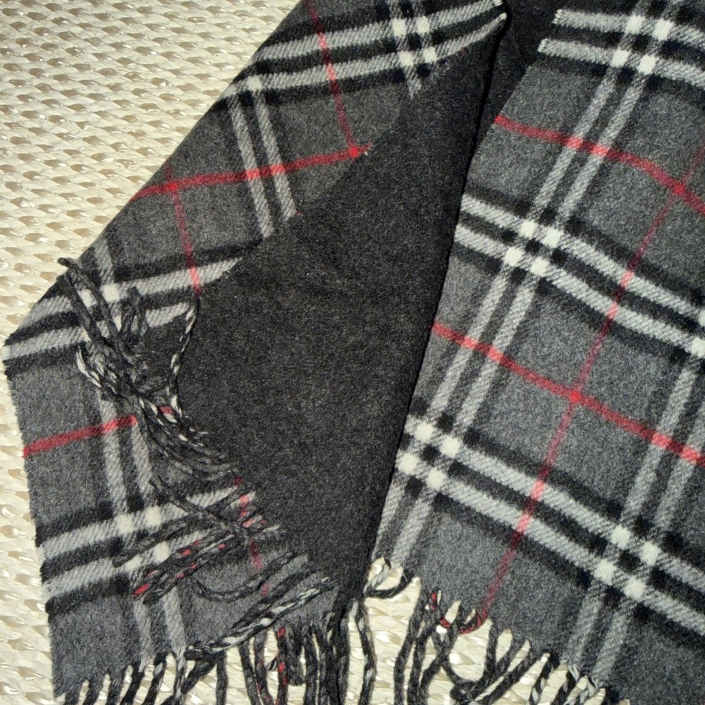 Vintage Burberry Cashmere Check Plaid Scarf. - Picture 4 of 9